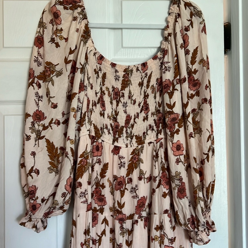 Boutique women’s dress size M
